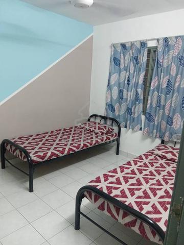 Sharing Room Male at Flora Damansara KPJ2 1Utama TTDI Petaling Jaya 1