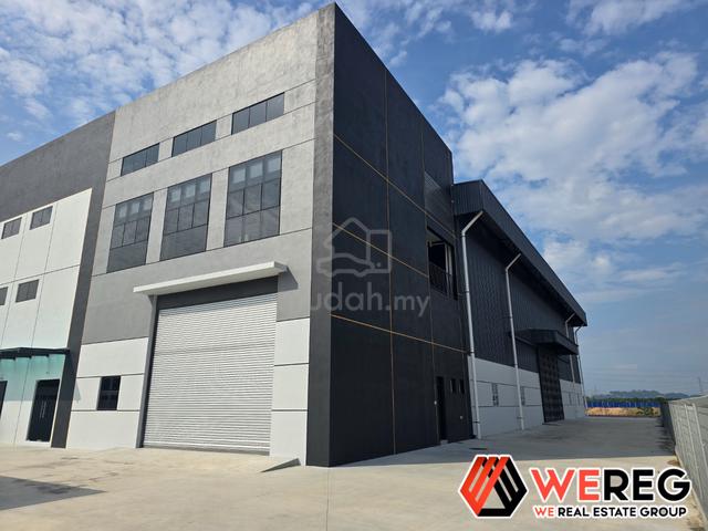 Brand New Semi-D Factory @KIIP Location More Convenient Likely Access 1