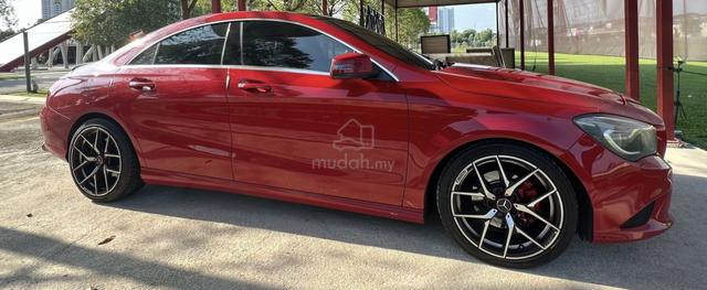 2013 Mercedes Benz CLA 180 - 1