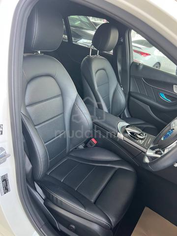 Mercedes Benz C200 AMG - 4