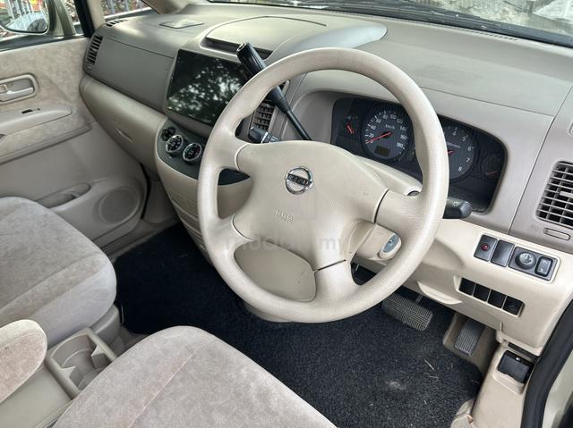 Nissan SERENA 2.0 (A) - 3