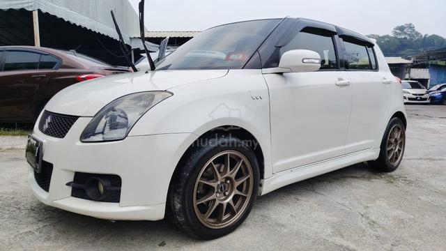 2012 Suzuki SWIFT 1.5 GLX FACELIFT (A) - 1