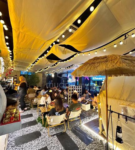Restaurant for Takeover | Lido Plaza 1