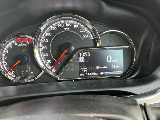 2025 Toyota YARIS 1.5 E - ada FREE SERVICE - 5