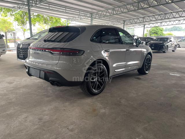 2024 Porsche MACAN T 2.0  (A) - 5