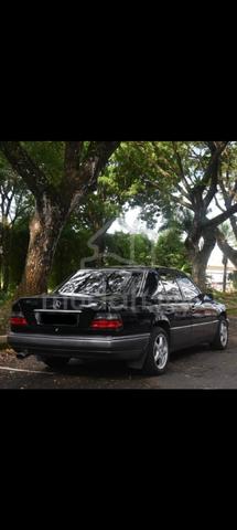 1995 Mercedes Benz 280E 2.8 (A) - 2