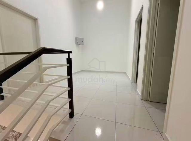 Rumah Baru 2 Tingkat Senawang | 4 Bilik 3 Bilik Air  1