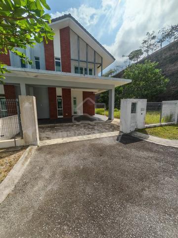 Jln gunung panti bukit pelali pengerang, cluster house gated full loan 1