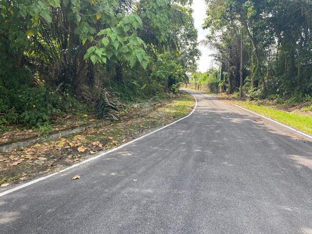 (PRIME LAND BESIDE MAIN ROAD!) Commercial Land, Batu 11, Cheras 1