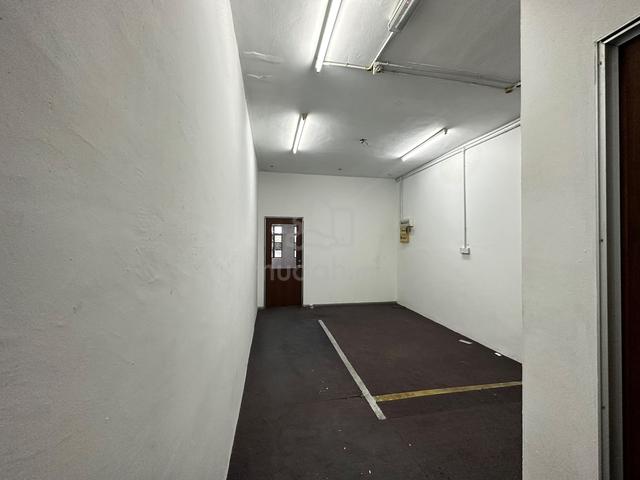 Office space tingkat 2 untuk disewa 1