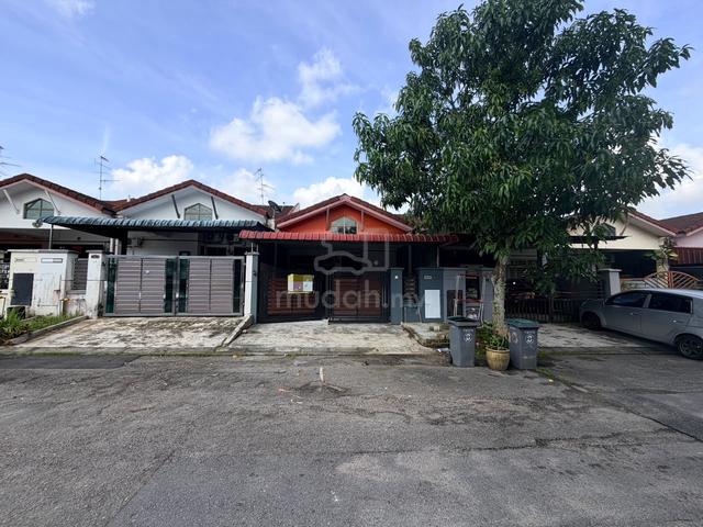 Ulu Tiram Taman Puteri Wangsa Jln Lembing Single Storey Terrace House 1