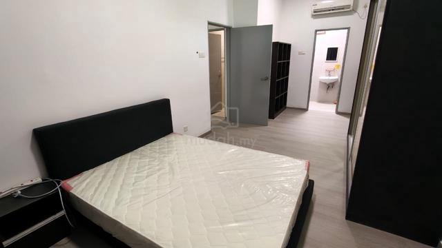 Parc Regency 1