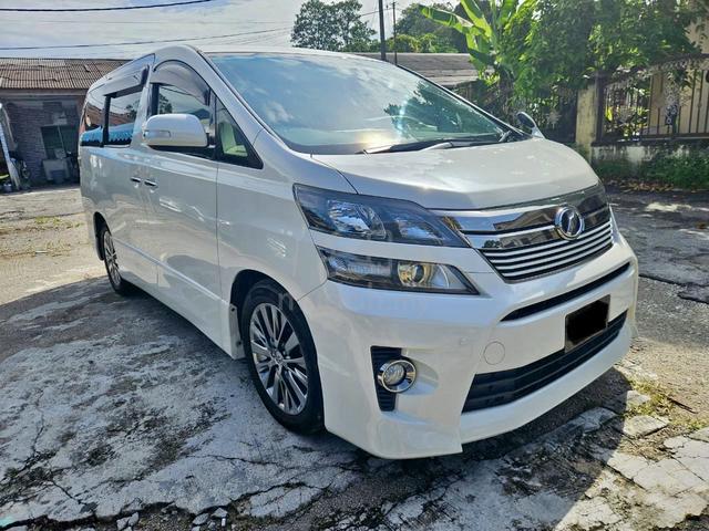 2013 Toyota VELLFIRE 2.4 Z GOLDEN EYES FACELIFT - 1