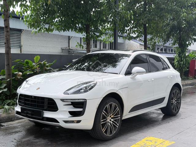2018 Porsche Macan 2.0 SUV PDLS PASM PDCC Sport - 3