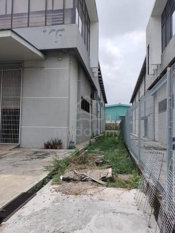 1.5 Storey detached factory at Perindustrian krubong 1