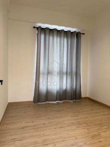 Piccadilly Service Residence @ Greentown 1