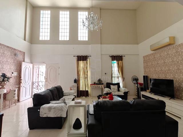 3-Storey Semi Detached House with CL999 Title 1