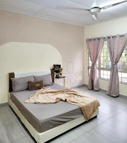 Masters Bed Room with private bathroom 1