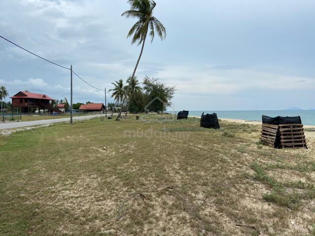 TANAH LOT BANGUNAN TEPI PANTAI MANGKUK, Setiu 1