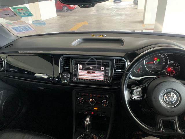 2012 Volkswagen BEETLE 1.2 TSI (A) - 5
