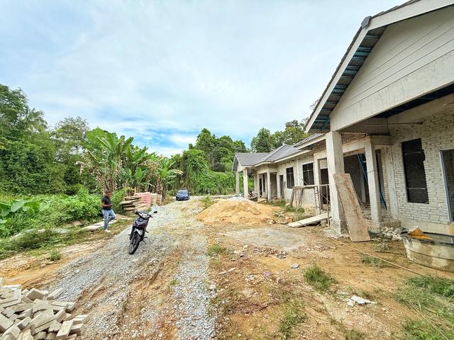 Rumah Semi-D Cantik Kg Kerlein Tembesu Limbat Jalan Mulong 4