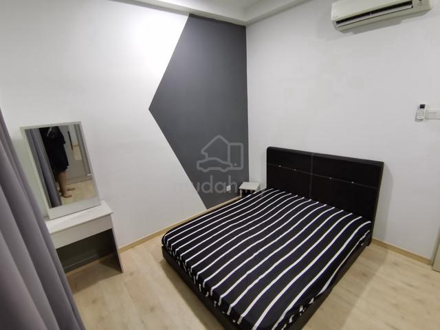 [Middle Room] Parkhill Residence, LRT Bukit Jalil, APU College -Fully 1
