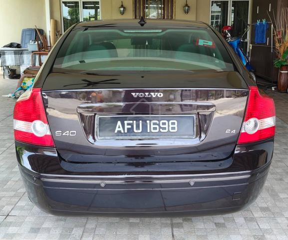 2005 Volvo S40 2.4 (A) - 2