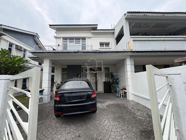 Selangor Bandar Saujana Putra Leasehold Semi-Detached House For Sale 1