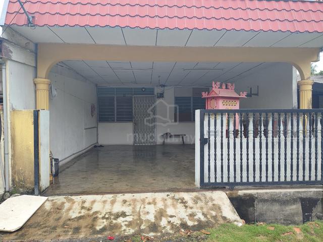 Rumah Rakyat Telok Pelanduk (Disewa) 1