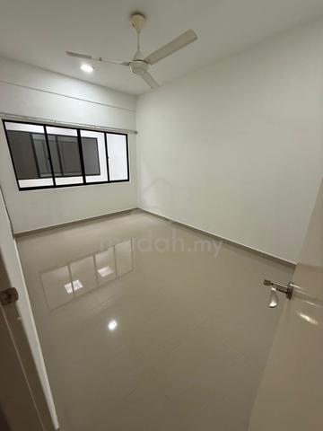 Taman United / Taman OUG, Old Klang Road Landed Rooms with Air-conditi 1