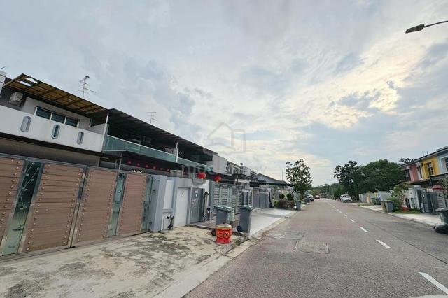 Taman Seri Austin Double Storey Terrace House 4bed Renovated JB 1
