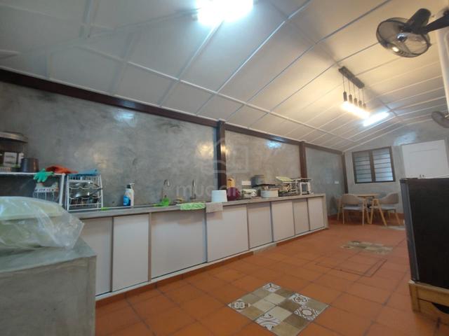 Balik Pulau 1 storey semi detached house titi teras 1