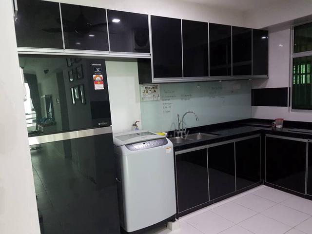 Pinang Laguna 1