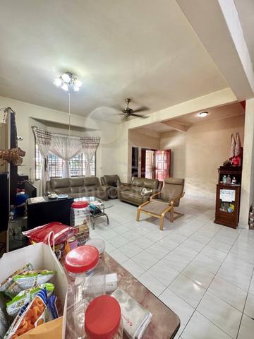 Corner Lot Extra 28ft Land, 2 Storey @ Taman Flora Height, Seri Alam 1