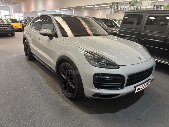 2022 Porsche CAYENNE GTS V8 4.0L (A) - 1
