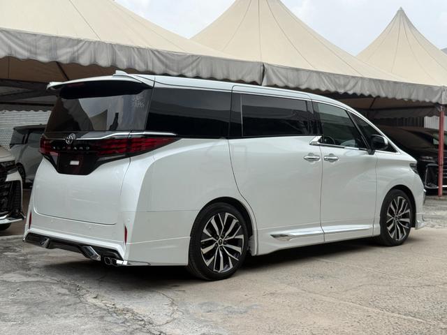 2023 Toyota ALPHARD 2.5 Z FULLY LOADED 6,500 KM - 4