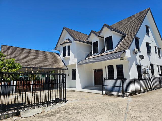 Spacious Bungalow At Kobusak Near Lido Plaza | KKIA | 7 bedrooms unit 1