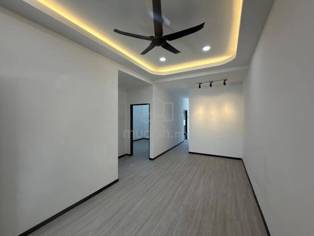 Rumah Cantik Renovated Taman Senawang Indah Single Storey For Sale 1