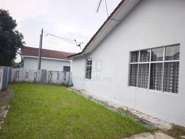 Kangkar Pulai Single Storey Corner for sale 1