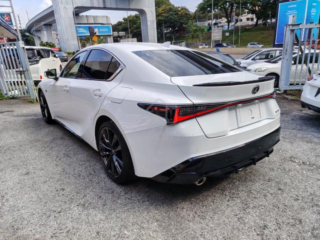 2024 Lexus IS300 2.0 F-SPORT 9,000km Grade 5A - 2