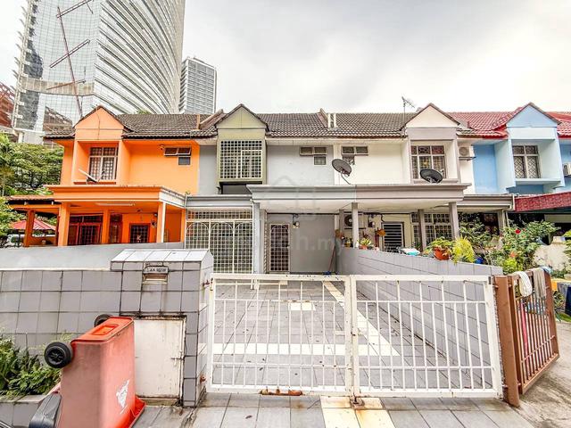 FACING OPEN & GATED💥20x70💥 SS7 Kelana Indah Kelana Jaya, 2 Storey 1