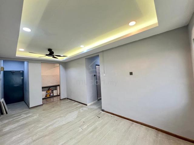 Taman Flora Heights 1