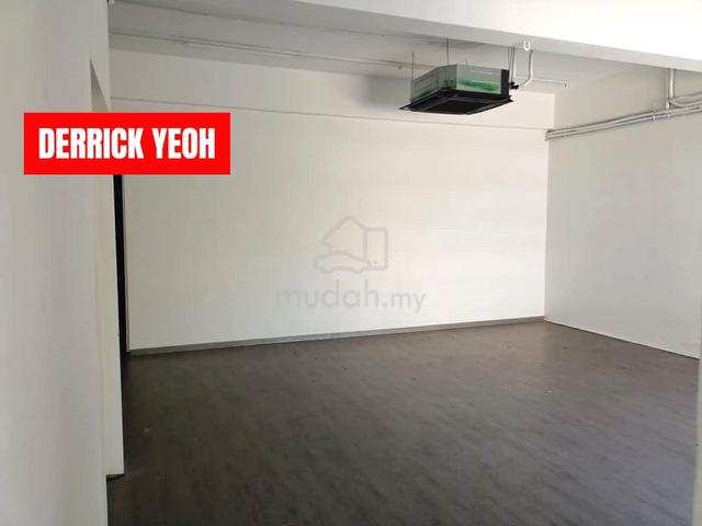 1st Floor, Lebuh Carnarvon Shop Lot @ Georgetown, Facing Main Road 2
