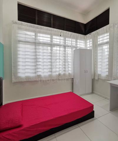 Bukit beruang single room with aircond 1