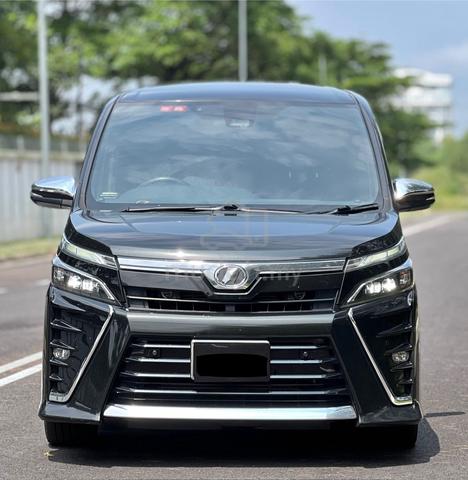 2019 Toyota VOXY 2.0 ZS KIRAMEKI II (A) - 2