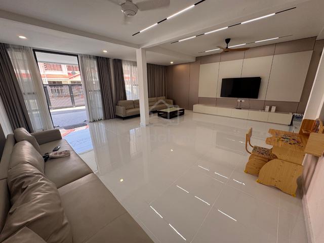 Modern house for rent / fully furnished / kolombong / Iramanis / rent 1