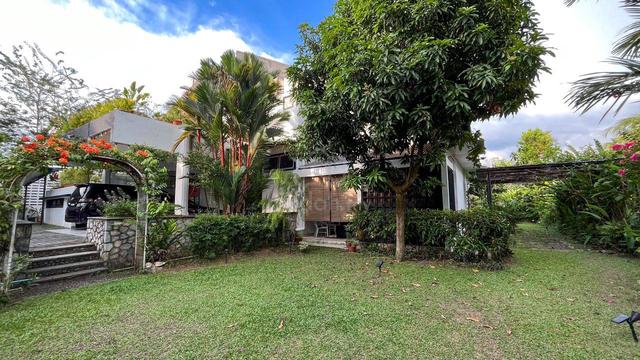Gated and Guarded 2.5-Storey Bungalow, Damansara Heights 1