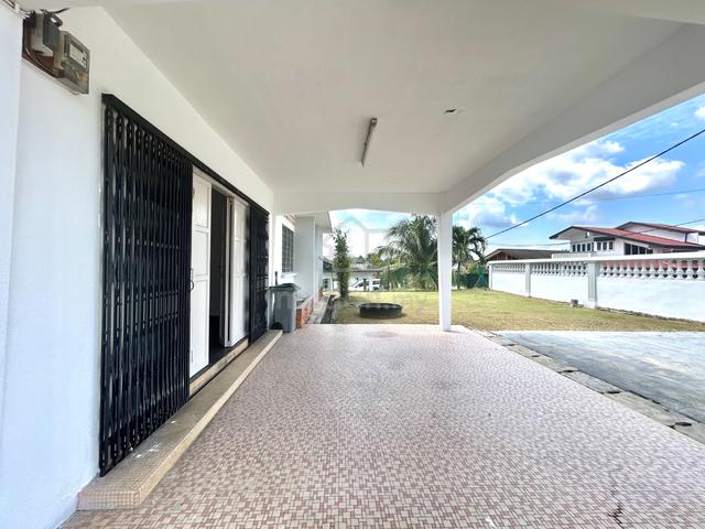 Single Storey Bungalow Tmn Golf Height Ampangan 1