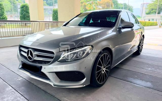 2016 Mercedes Benz C300 AMG 2.0 Local W205 RARE - 1