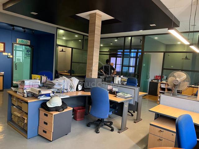 Shah Alam Bandar Pinggiran Subang @ Seksyen U5@ Factory For Rent 1